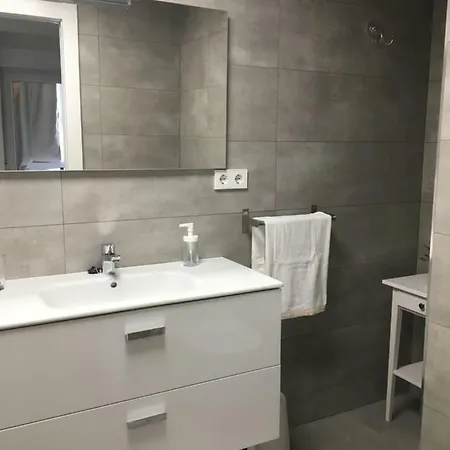 Apartment Centro Spain - Apartamento Nuevo Y Facilidad De Parking Zaragoza